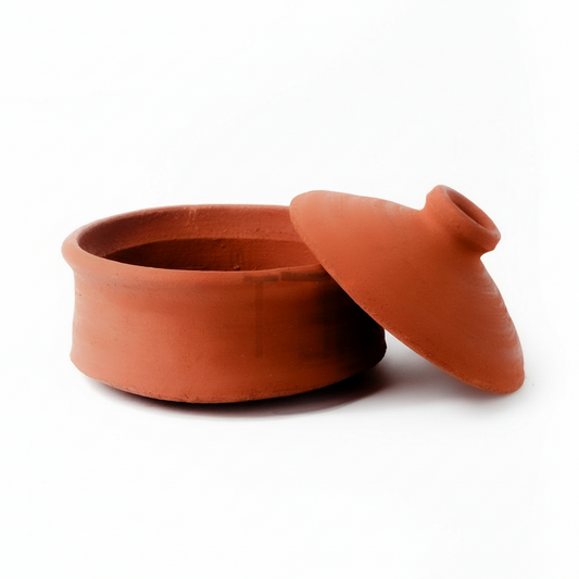 Clay cooking pot